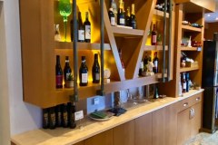 Ellinikon Weinbar-Restaurant